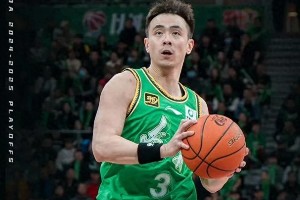 辽宁男篮0:3出局，韩德君李晓旭或退役，未来何去何从？