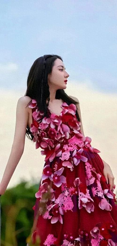 迪丽热巴时尚写真