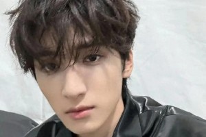 严浩翔：从练习生到全能偶像的励志成长