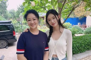 林允回应与明星月嫂合影：坚决抵制造黄谣