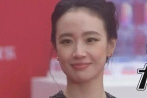 北京电影节雨中红毯：明星真实力与敬业精神