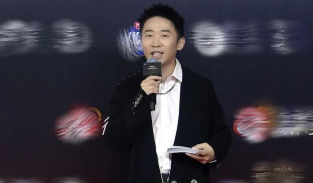 杨迪主持红毯