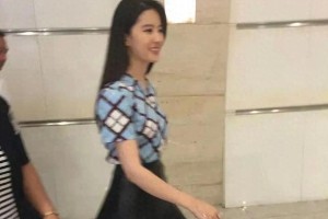 刘亦菲十年变化：从《天天向上》到丰满女神的蜕变